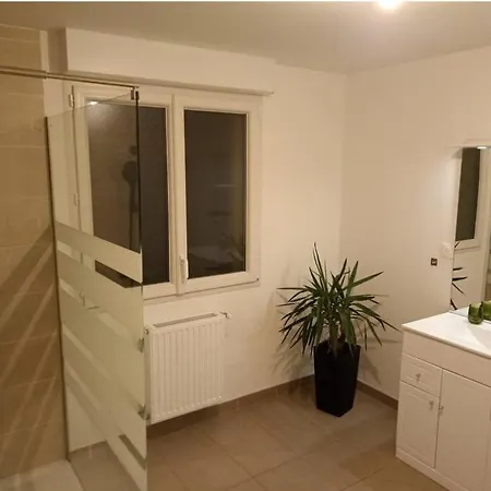 Privée * Montaigu-Vendee