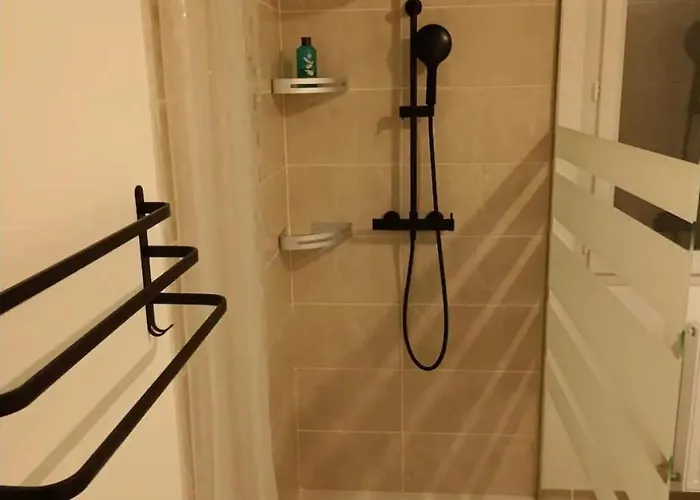 Privee Δωμάτια σε οικογενειακή κατοικία