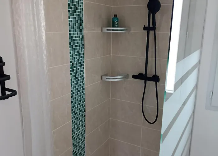 Privee Δωμάτια σε οικογενειακή κατοικία Montaigu-Vendee